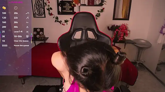 Snapshot of milu1220_ chatting on 04.14.26 milu1220 online show from 04.14.26