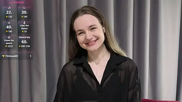 Lovelisse online show from 04.25.26