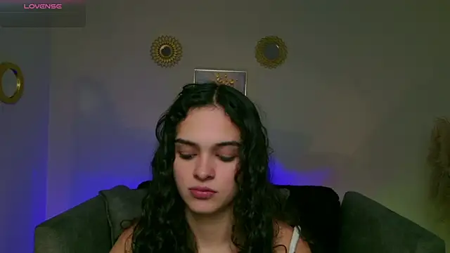 Snapshot of MaraVelvett chatting on 07.26.26 MaraVelvett online show from 07.26.26