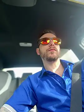 Snapshot of comegetit247 chatting on 04.14.26 comegetit247 online show from 04.14.26