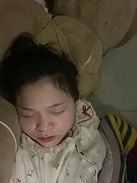 Snapshot of Anne-Rose chatting on 04.13.26 Anne-Rose online show from 04.13.26