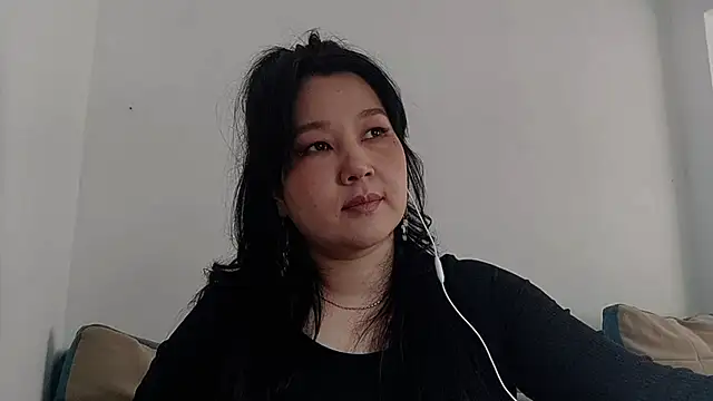 Alice Marsh online show from 04.21.26