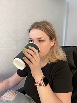 KimEvanss online show from 06.20.26