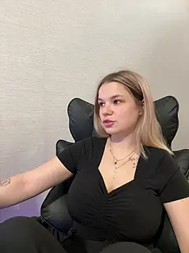 KimEvanss online show from 06.26.26