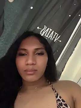 slutty aki online show from 06.08.26
