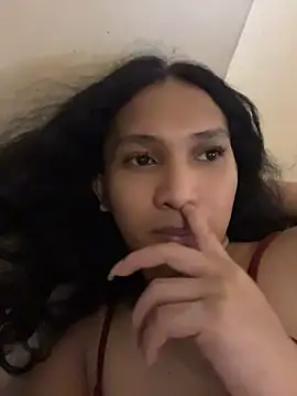slutty aki online show from 07.02.26