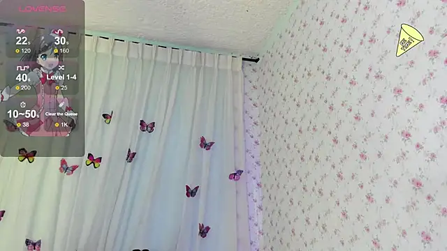 Snapshot of karina_ebonyy chatting on 04.24.26 karina ebonyy online show from 04.24.26