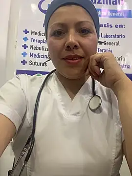 Snapshot of SARA_21- chatting on 04.20.26 SARA 21- online show from 04.20.26