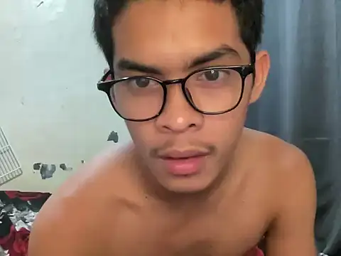 yourhotasian jhonpol16 online show from 04.14.26