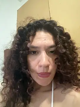 aliinaki26 online show from 04.16.26