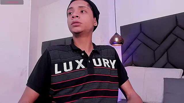 Axel marcus online show from 04.25.26