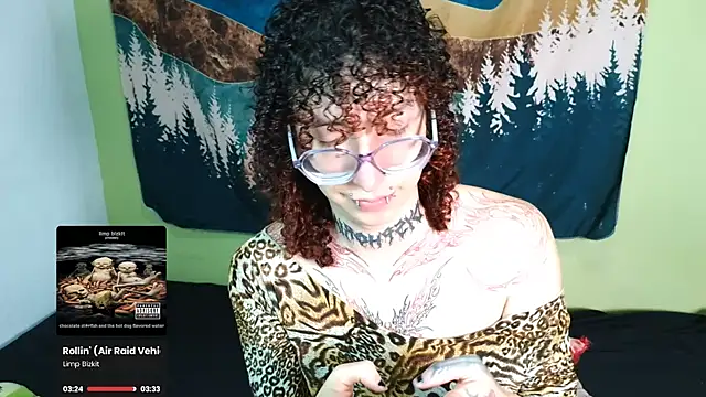 Snapshot of YourGothFemboy chatting on 04.26.26 YourGothFemboy online show from 04.26.26