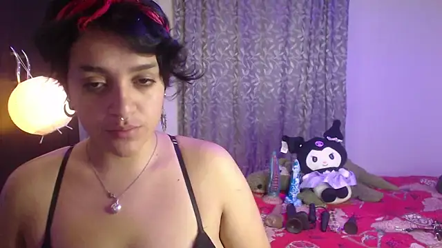 Snapshot of LillithMonroe chatting on 04.16.26 LillithMonroe online show from 04.16.26