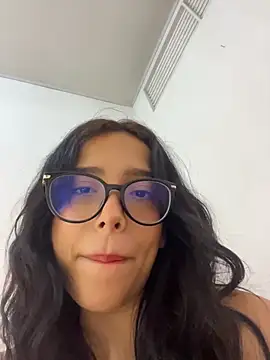 milakitti online show from 06.03.26