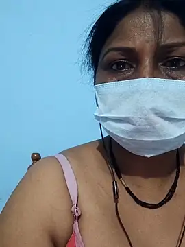 Snapshot of SavitabhabhiI chatting on 04.12.26 SavitabhabhiI online show from 04.12.26