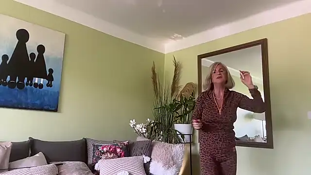 NaughtyMonicaUK online show from 05.08.26
