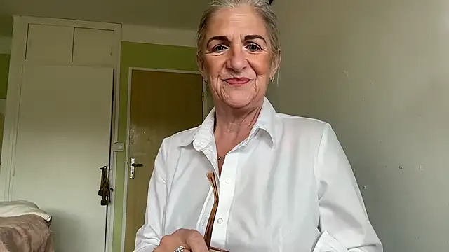 NaughtyMonicaUK online show from 05.16.26