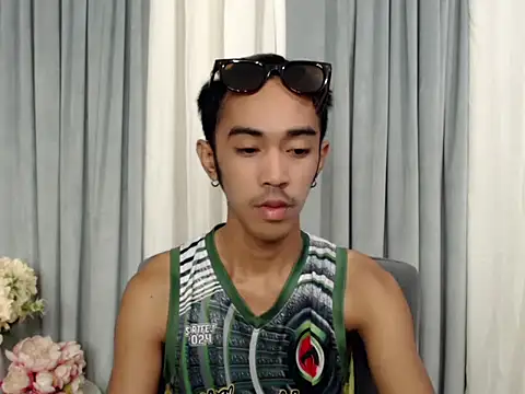 crocodale online show from 04.14.26