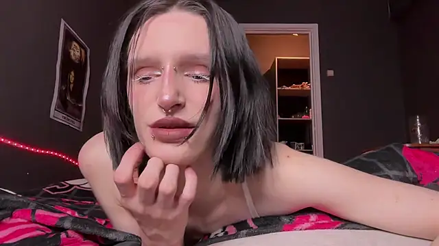 Niky Long online show from 04.25.26