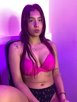 miss carly online show from 04.30.26
