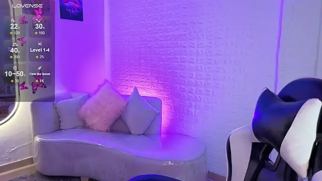 Snapshot of Dahlienne_Vianne chatting on 07.03.26 Dahlienne Vianne online show from 07.03.26