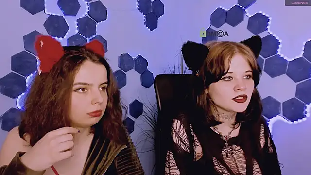 nikki kiss  online show from 05.29.26