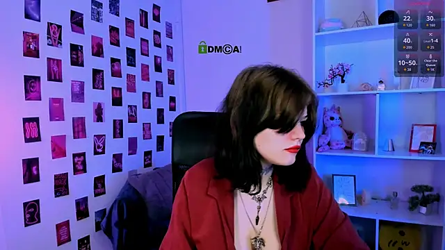 nikki kiss  online show from 07.19.26