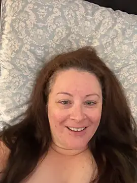 Snapshot of NeedyKitty47 chatting on 04.14.26 NeedyKitty47 online show from 04.14.26