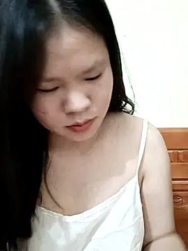 Snapshot of Seraphinahh chatting on 06.21.26 Seraphinahh online show from 06.21.26