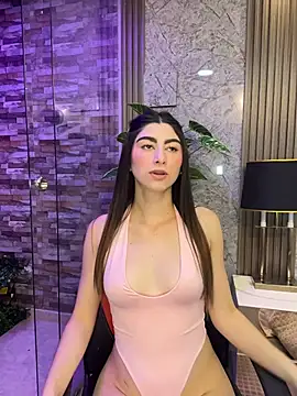 evelyn hills online show from 04.14.26