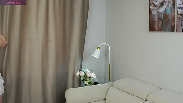 RenateVashaw online show from 05.03.26