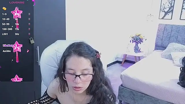 Snapshot of Samantha_bloww1 chatting on 06.12.26 Samantha bloww1 online show from 06.12.26