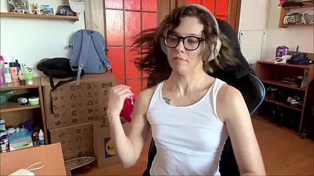 PillowPeachX online show from 05.13.26