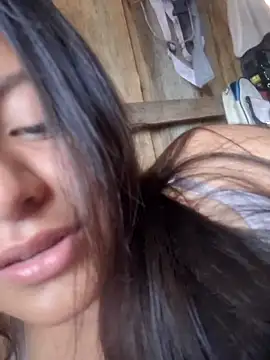 Snapshot of AishaYeleth chatting on 04.15.26 AishaYeleth online show from 04.15.26