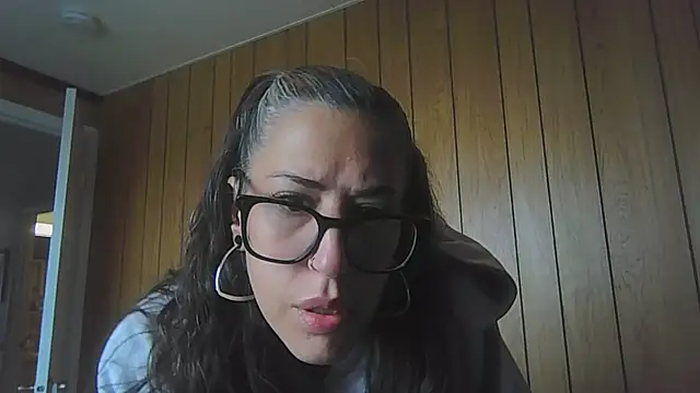 Snapshot of VenusOfEden chatting on 08.04.26 VenusOfEden online show from 08.04.26