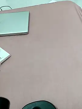 Labury online show from 04.15.26