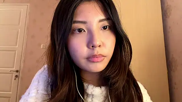 MinnaHannaman online show from 04.16.26