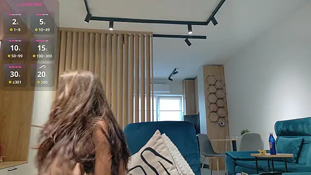 Tiny Blush online show from 06.07.26