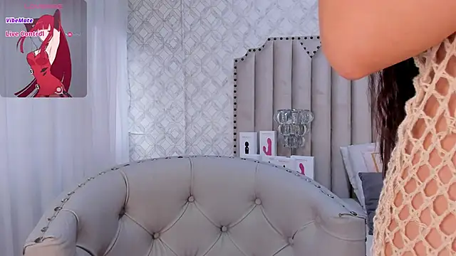 Snapshot of katherine_glow chatting on 04.29.26 katherine glow online show from 04.29.26