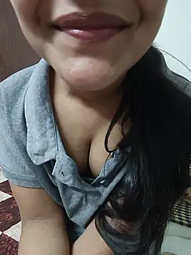 Snapshot of babe_shikha chatting on 06.17.26 babe shikha online show from 06.17.26