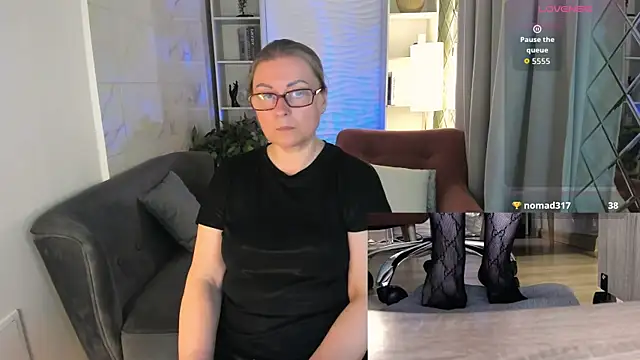 Alexandra Kind online show from 06.08.26