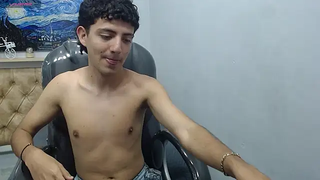 Snapshot of XebasTwink chatting on 04.15.26 XebasTwink online show from 04.15.26