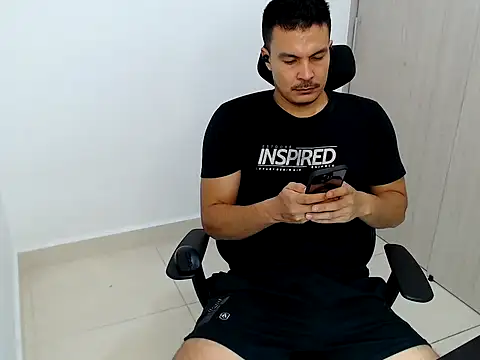 Snapshot of Galindo_30 chatting on 04.16.26 Galindo 30 online show from 04.16.26