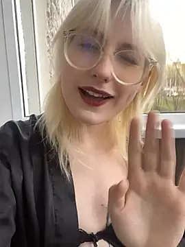 Blondie Picxel   online show from 04.27.26