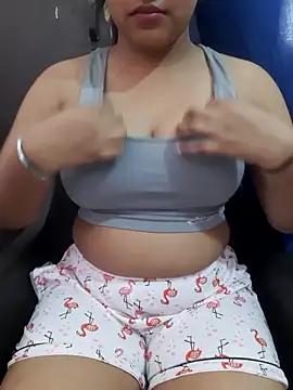 SmileGirll online show from 04.23.26