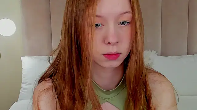 Snapshot of AdeleLang chatting on 05.16.26 AdeleLang online show from 05.16.26