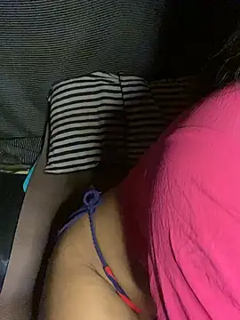 Snapshot of peacheypink chatting on 07.29.26 peacheypink online show from 07.29.26