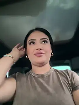 Snapshot of Sara_fun chatting on 03.17.25 Sara fun online show from 03.17.25