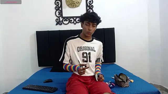 SinBoy  online show from 04.28.26