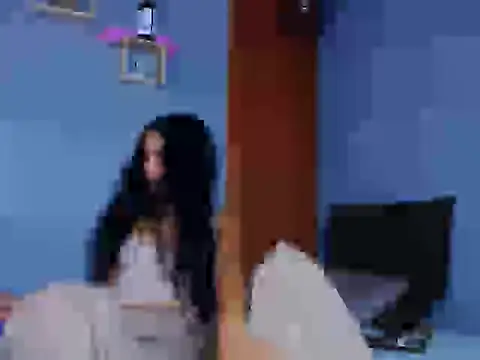 noraima  online show from 04.15.26